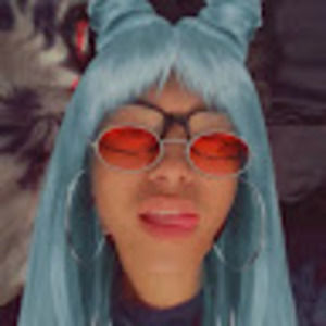 Meet your Posher, Katelyn